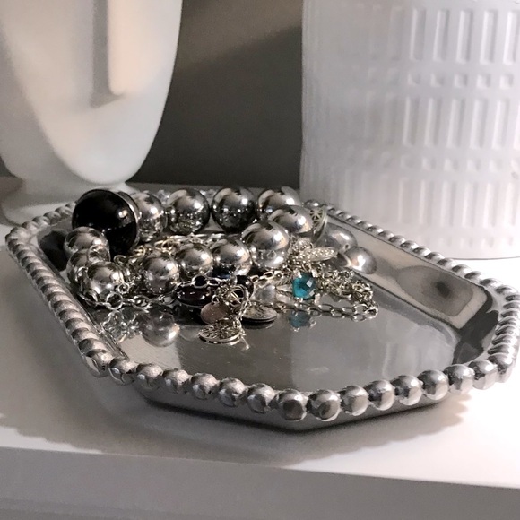 Large SILVER KNOTTED TRAY, heavy, of good quality. Size 12X8 - Picture 1 of 8